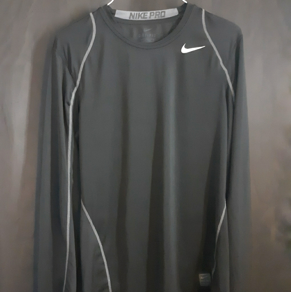 💚NIKE PRO DRI - FIT LONGSLEEVE 💚